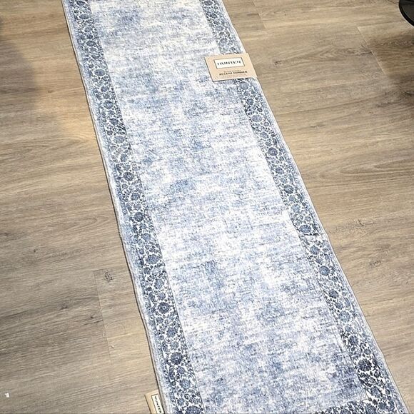 Hunter Machine Washable Accent Runner - Picture 4 of 7